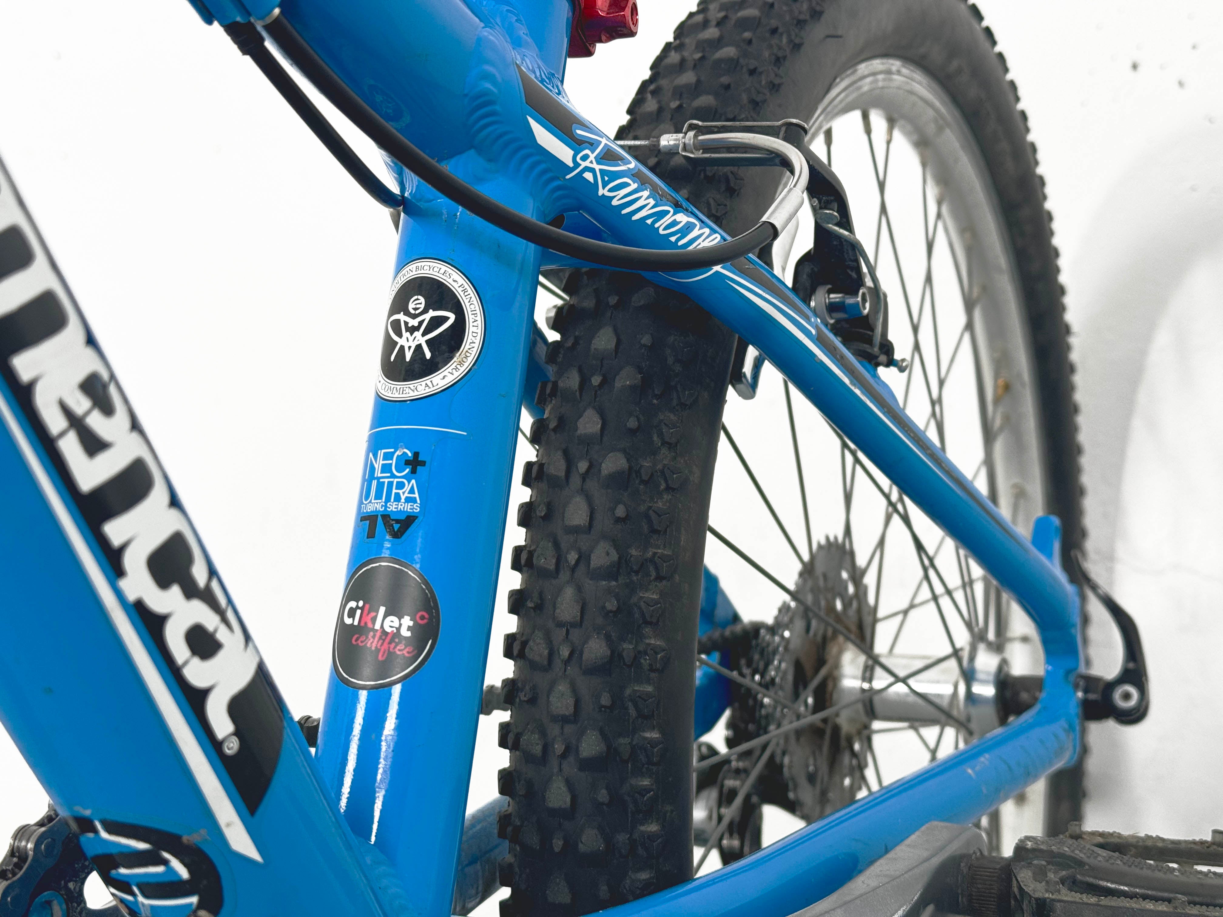 Commencal Ramones 24 Taille 47/ Roues Double Paroi 24"