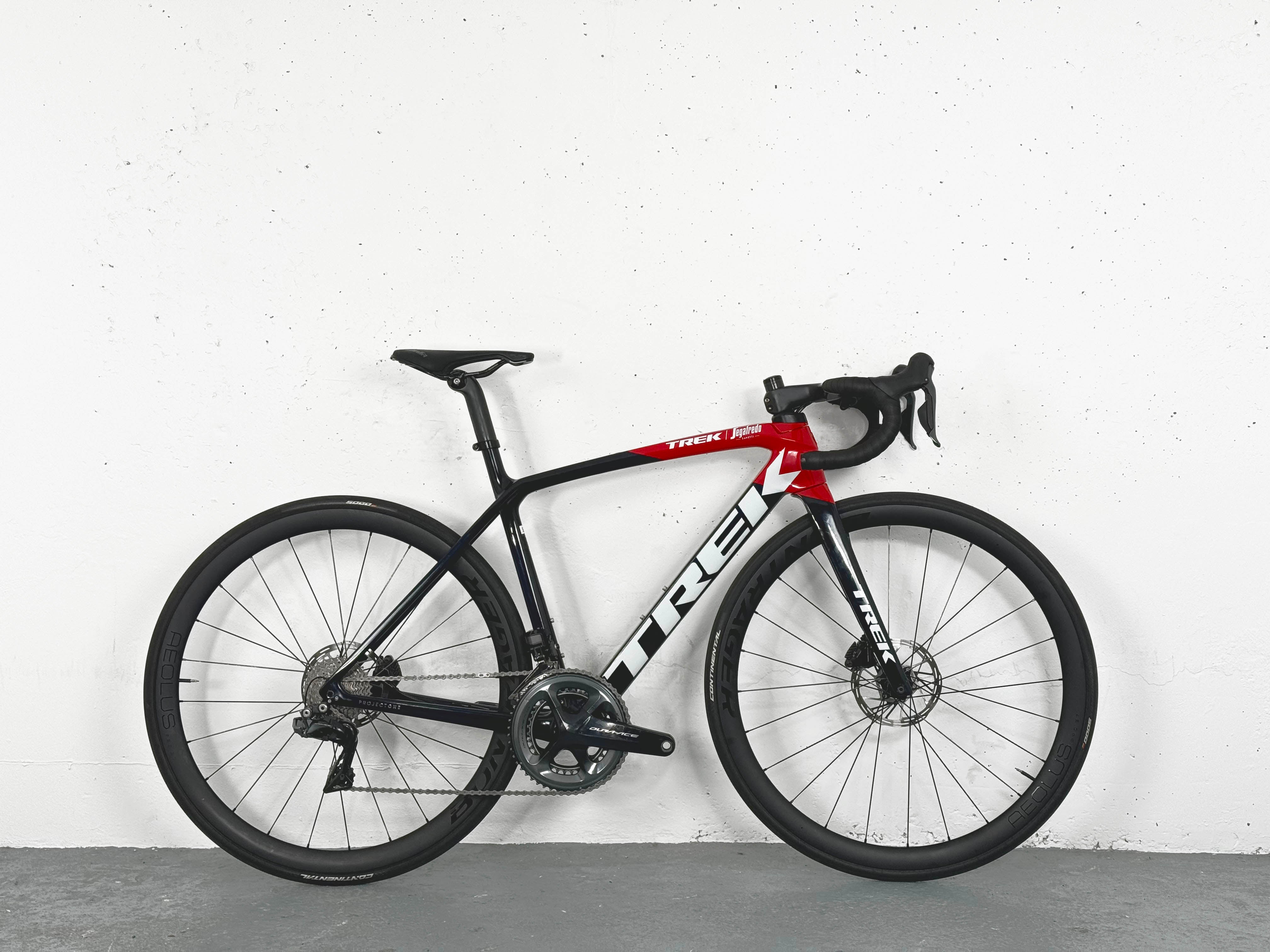 Trek Emonda SLR800 Segafredo Dura Ace Di2 2021 Taille 52 Roues Bontr