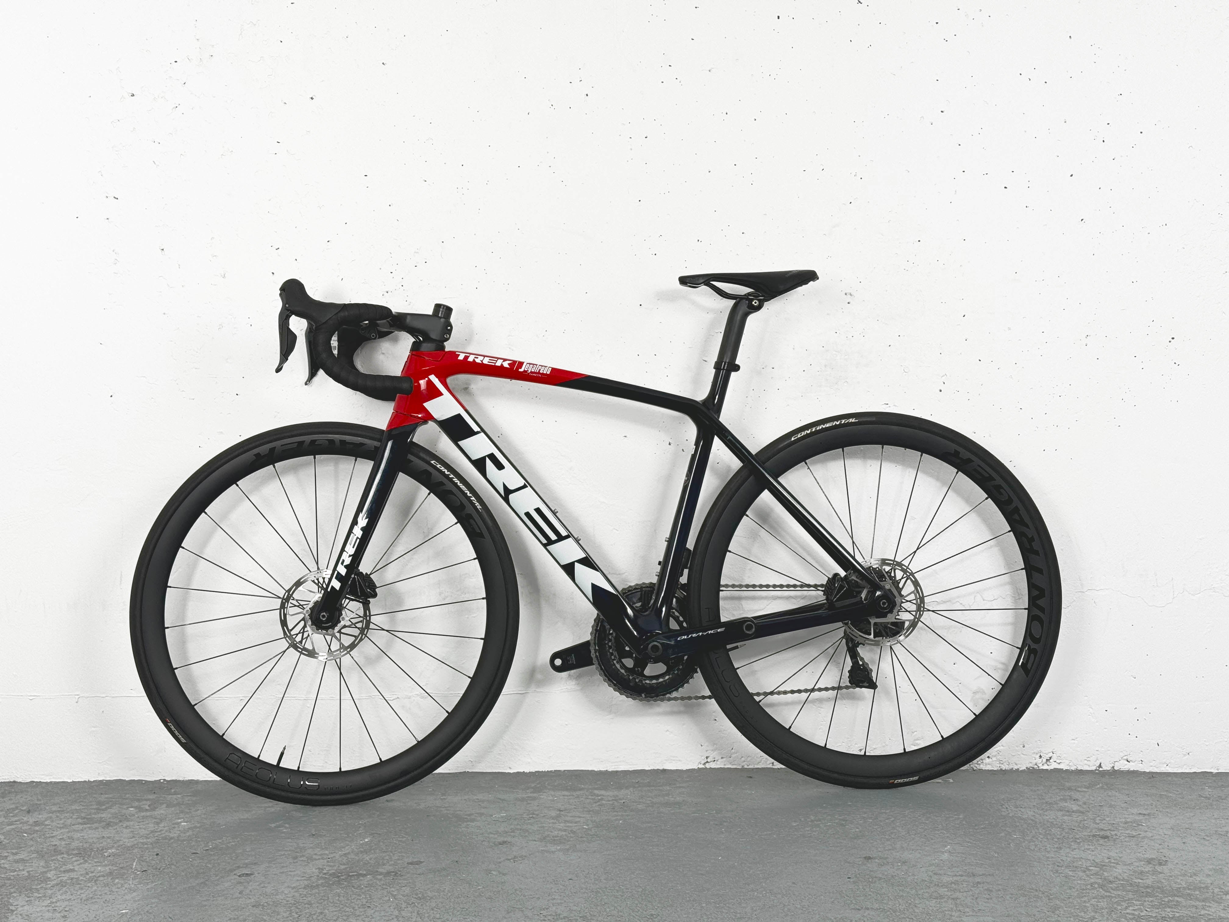 Trek Emonda SLR800 Segafredo Dura Ace Di2 2021 Taille 52 / Roues Bontrager Aeolus Pro 37 Carbon