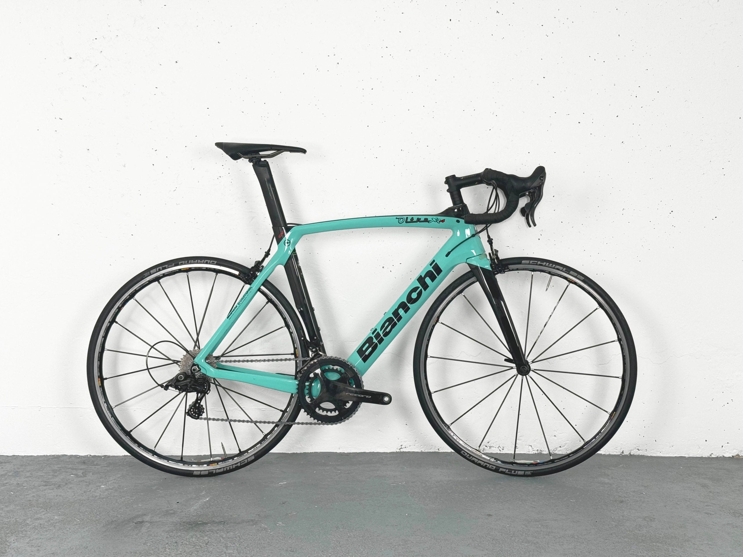 Bianchi Oltre XR4 CV Campagnolo Record 12 Taille 56 / Roues Ksyrium R-Sys Premium