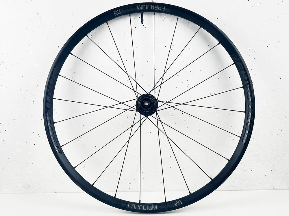 Paire de roue Bontrager Paradigm Comp 25 disque à pneus